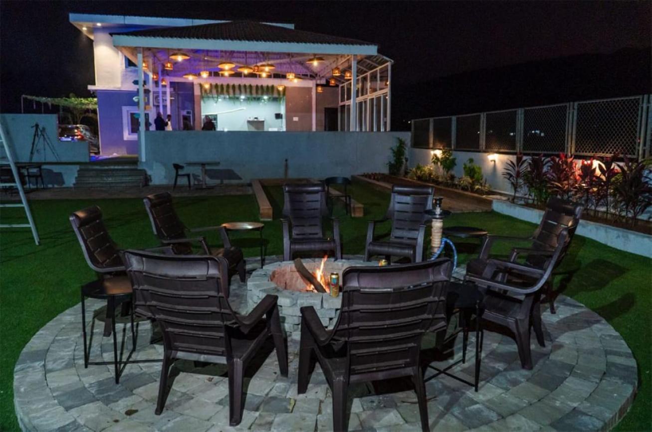 Green Crest Villa 로나발라 외부 사진